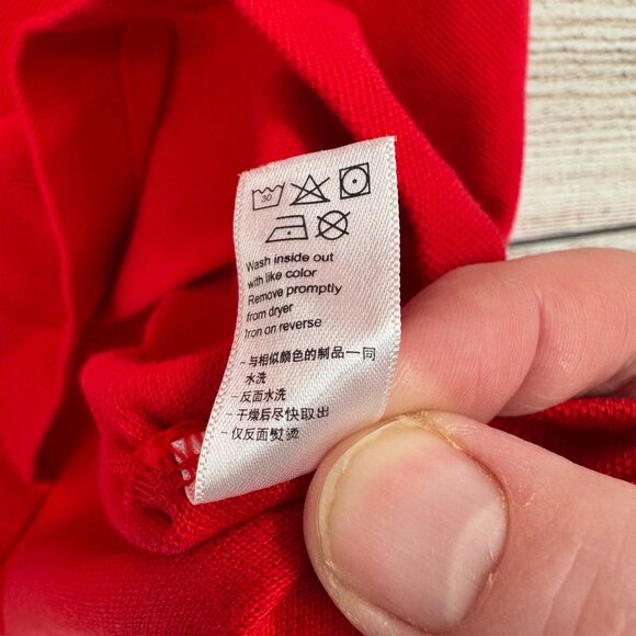 Apple Employee Knit Short Sleeve T-Shirt Men's Size Medium Red - Picture 9 of 14